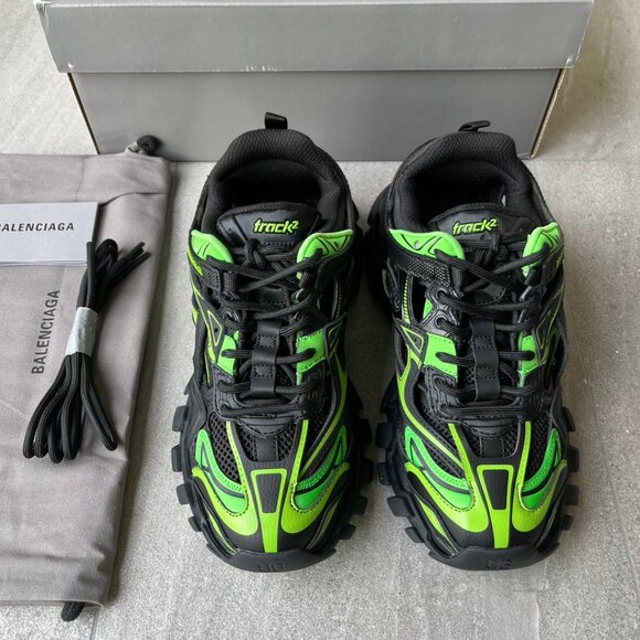 green balenciaga track